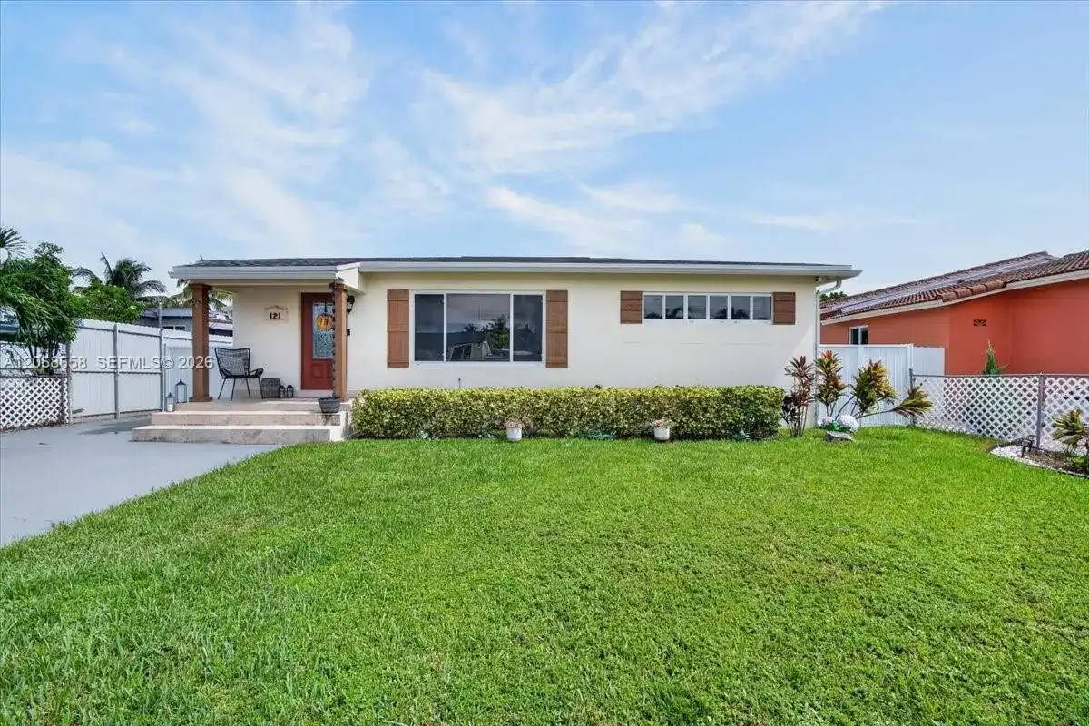 121 E 36th St, Hialeah FL 33013