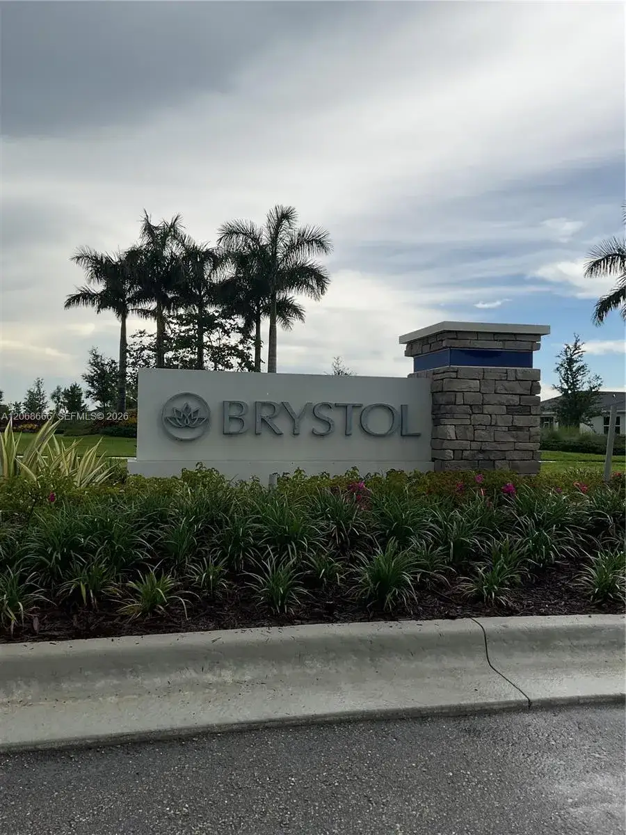 5924 NW Fairfox Way, Port St. Lucie FL 34987