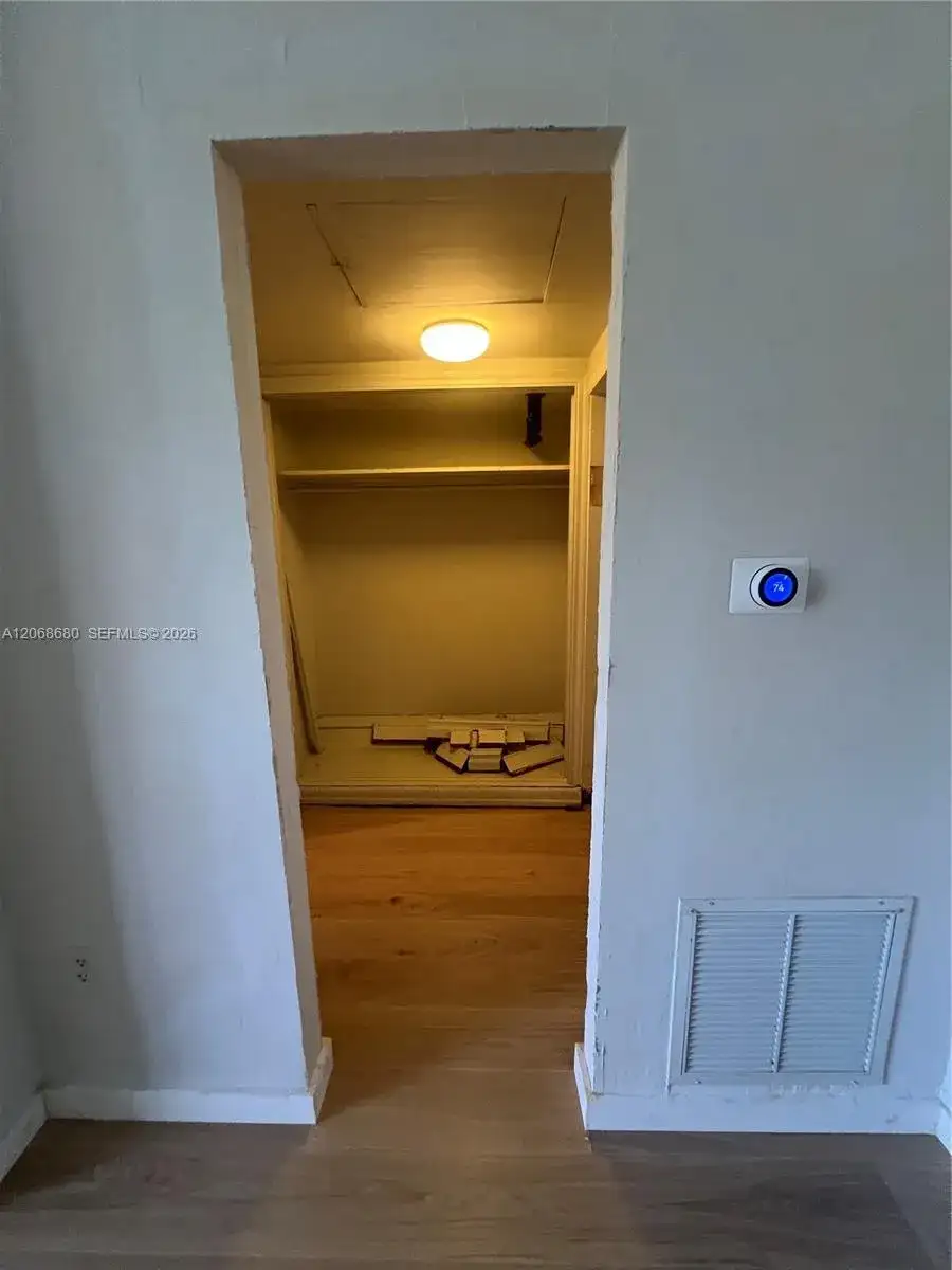 2421 Lake Pancoast Dr # 4D, Miami Beach FL 33140 photo 5
