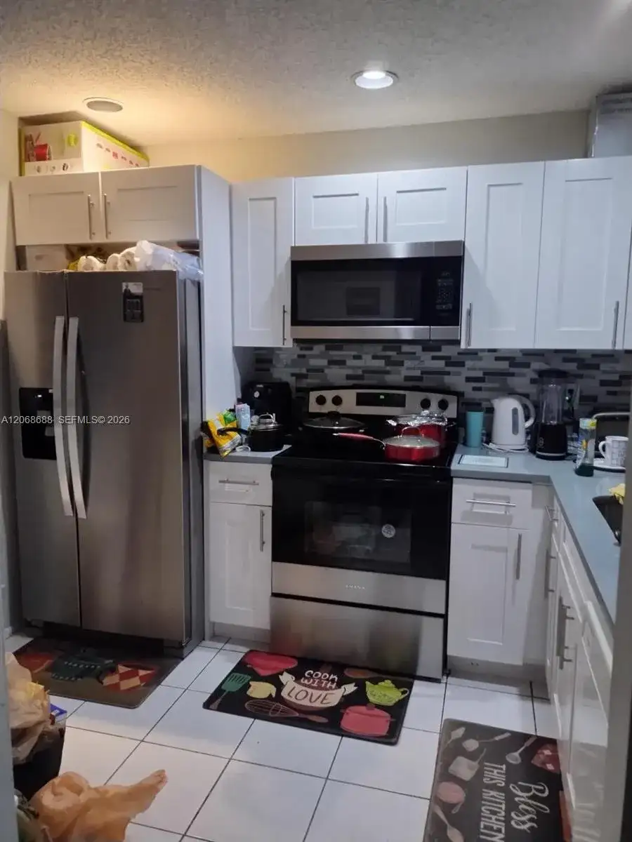 9218 NW 1 ST # 202, Pembroke Pines FL 33024 photo 3