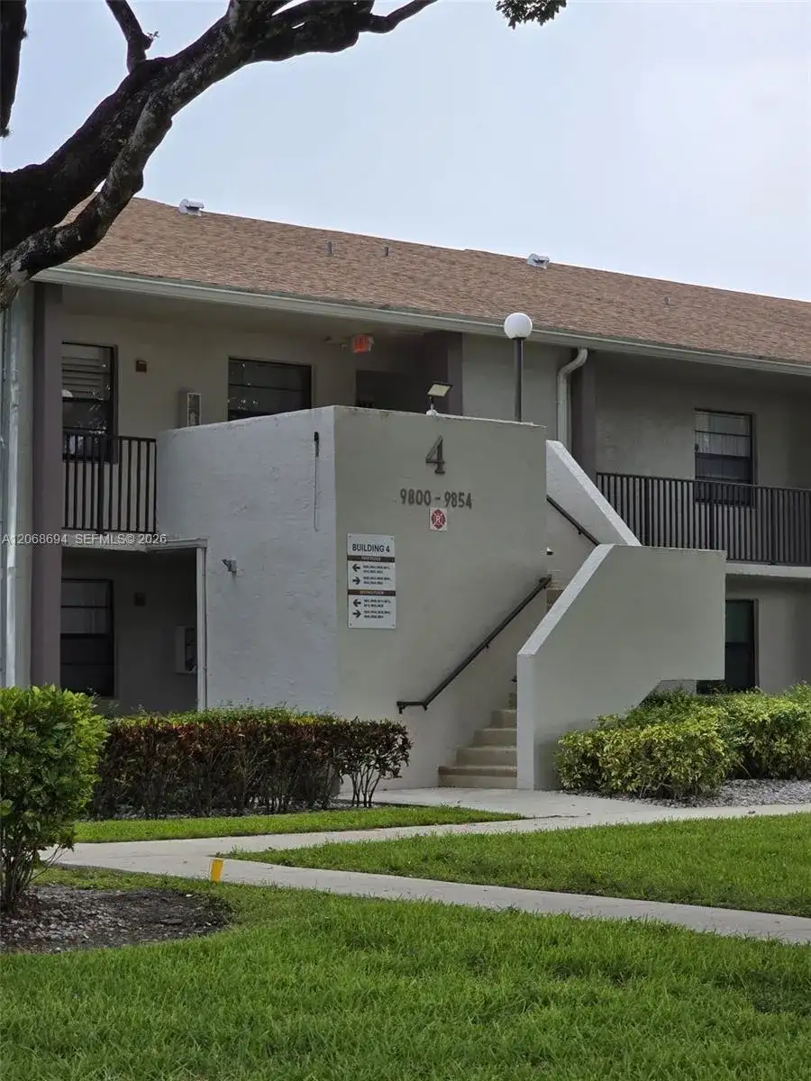9830 W Mcnab Rd # 208, Tamarac FL 33321 photo 4