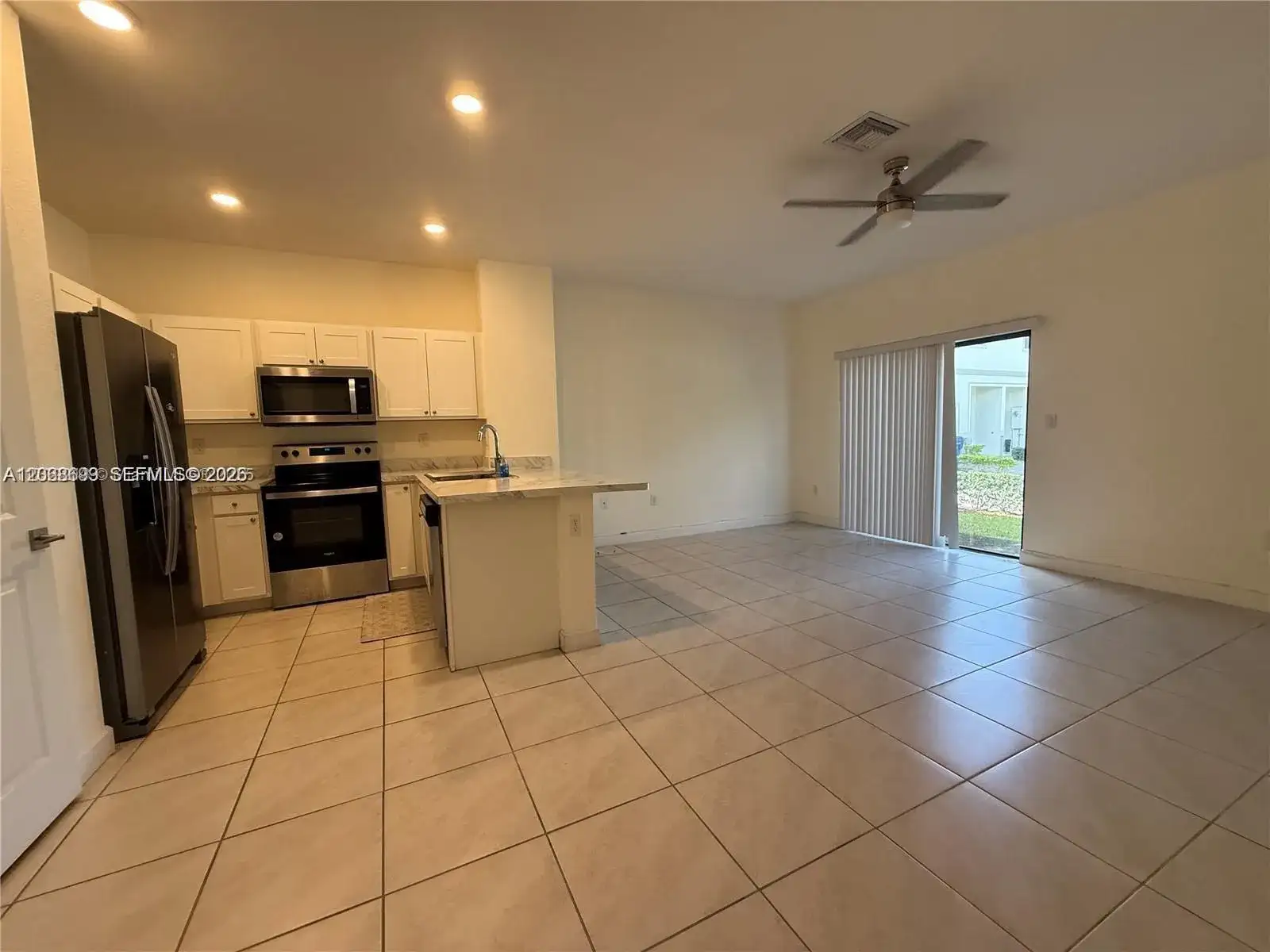 1100 SW 6th Ct # 1100, Florida City FL 33034 photo 3