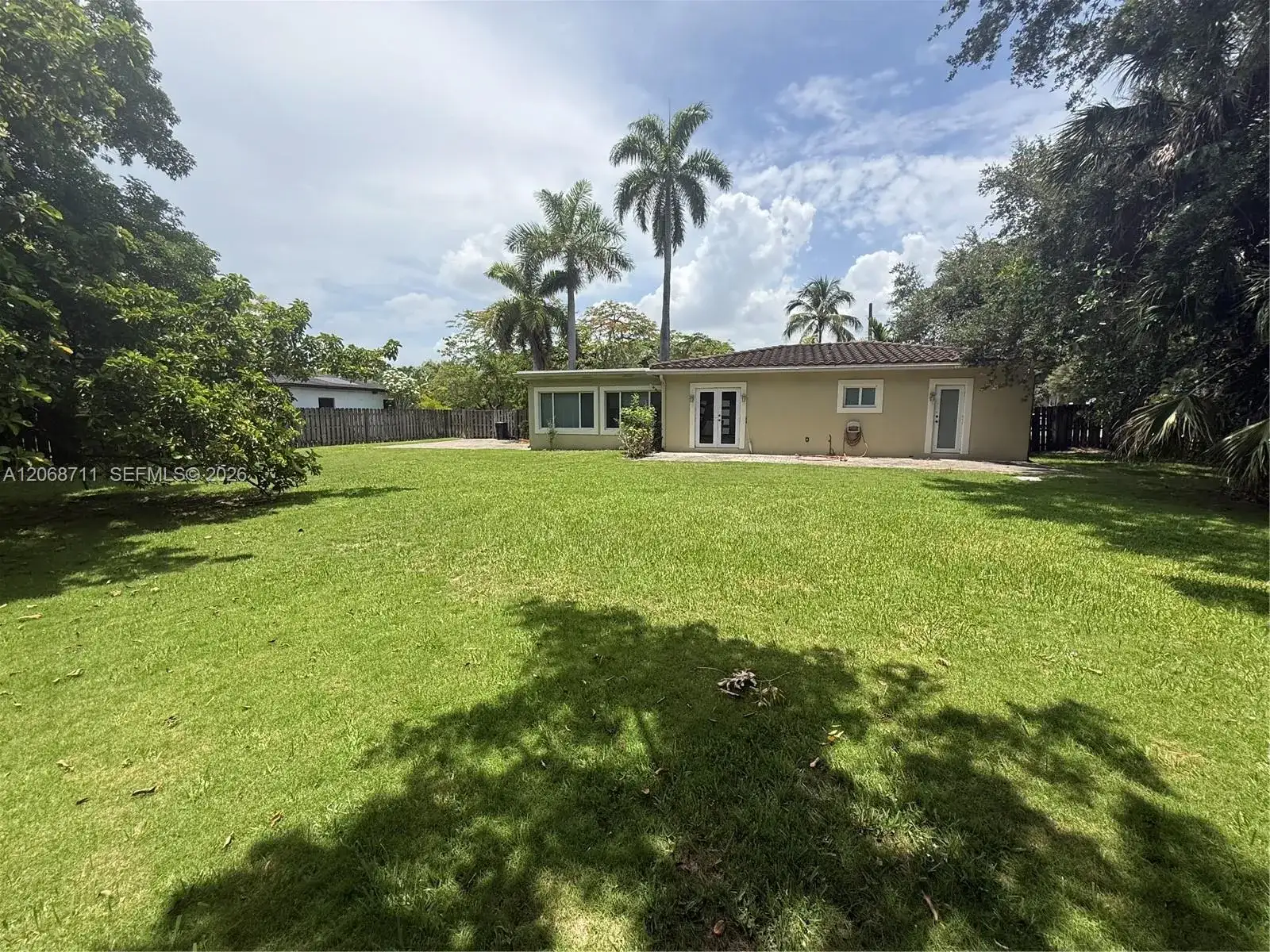 6200 SW 78th St, South Miami FL 33143 photo 2