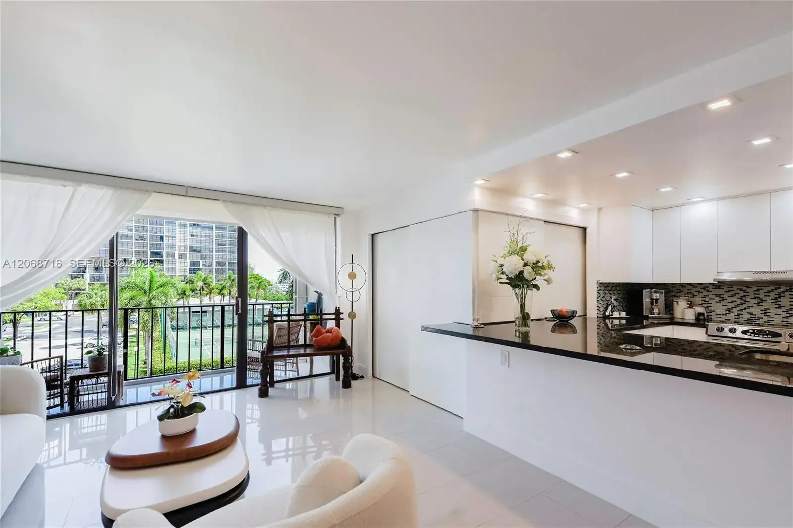 400 Leslie Dr # 319, Hallandale Beach FL 33009 photo 4