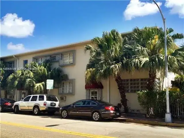 840 10th St # 9, Miami Beach FL 33139