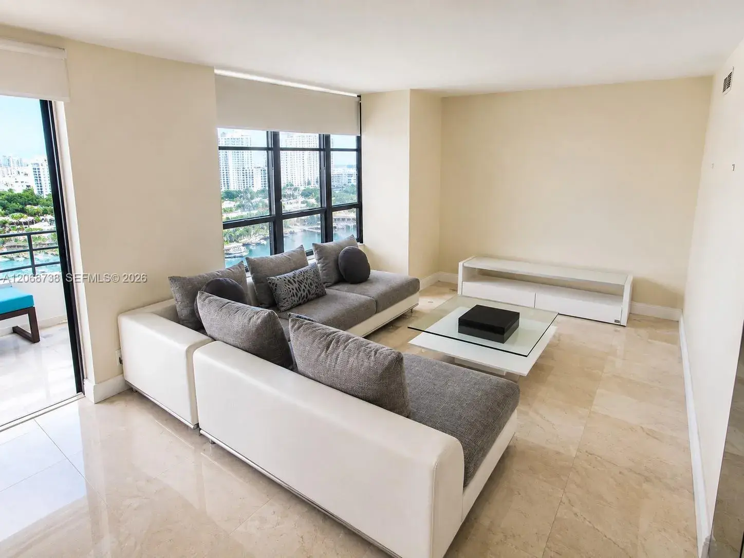 500 Three Islands Blvd # 918, Hallandale Beach FL 33009
