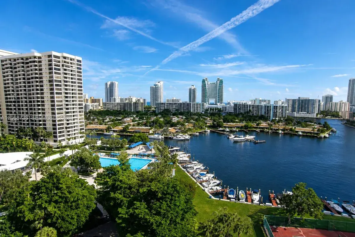 500 Three Islands Blvd # 918, Hallandale Beach FL 33009
