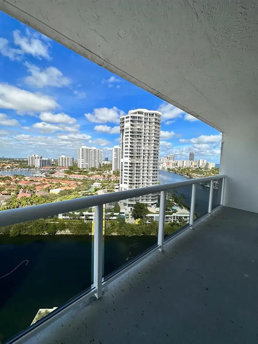 20515 E Country Club Dr # 1949, Aventura FL 33180 photo 4