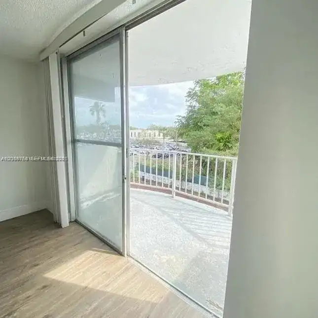 492 NW 165th St Rd # 415, Miami FL 33169 photo 4