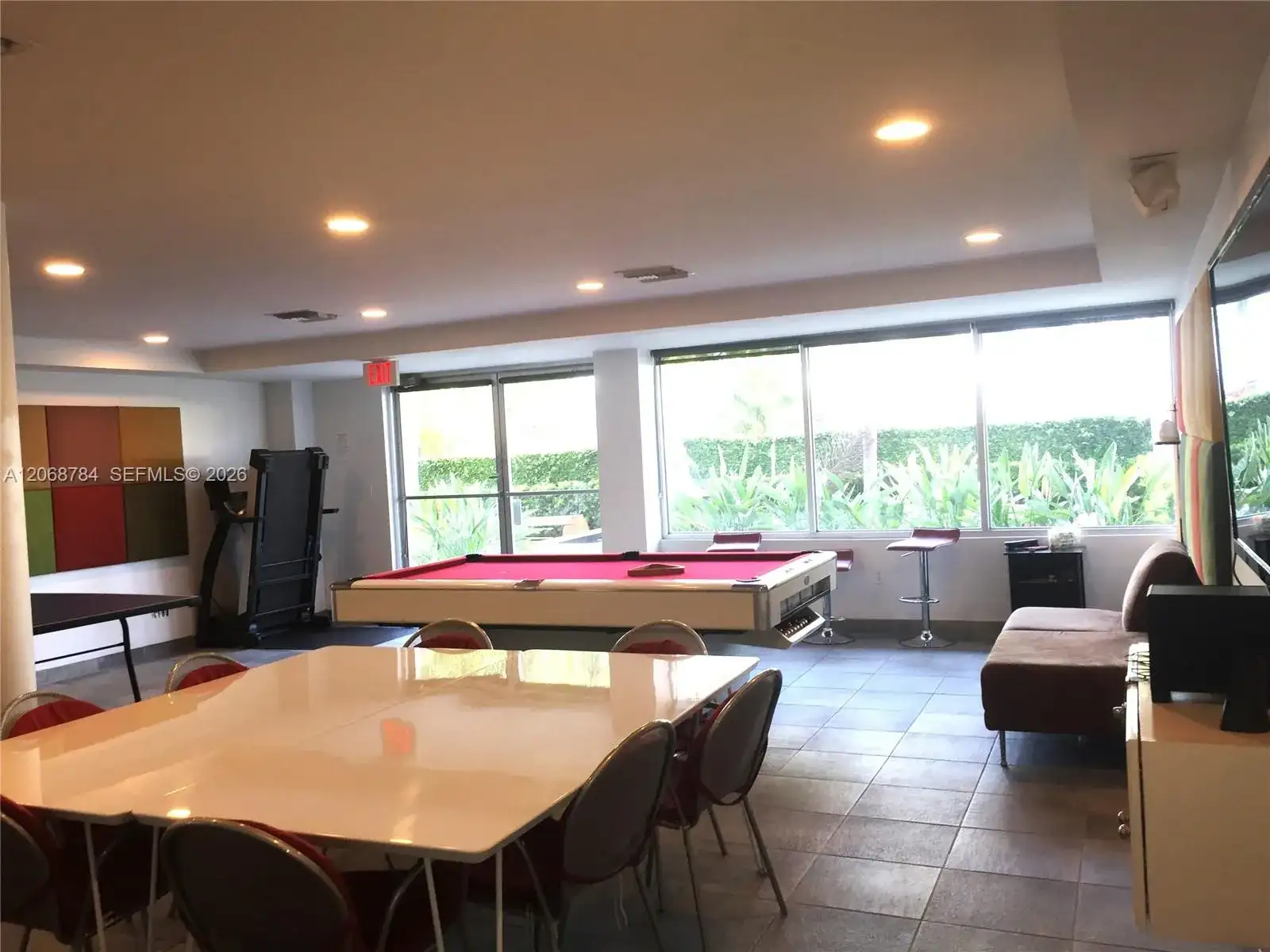 1045 10th St # 704, Miami Beach FL 33139 photo 4