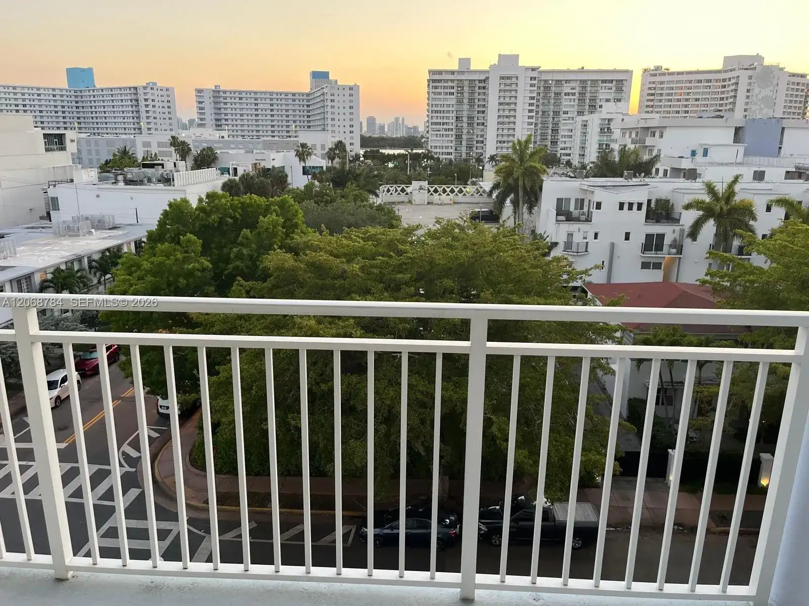 1045 10th St # 704, Miami Beach FL 33139 photo 5
