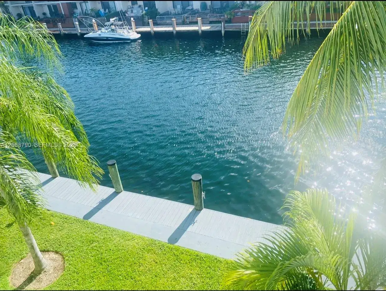 16570 NE 26th Ave # 3F, North Miami Beach FL 33160