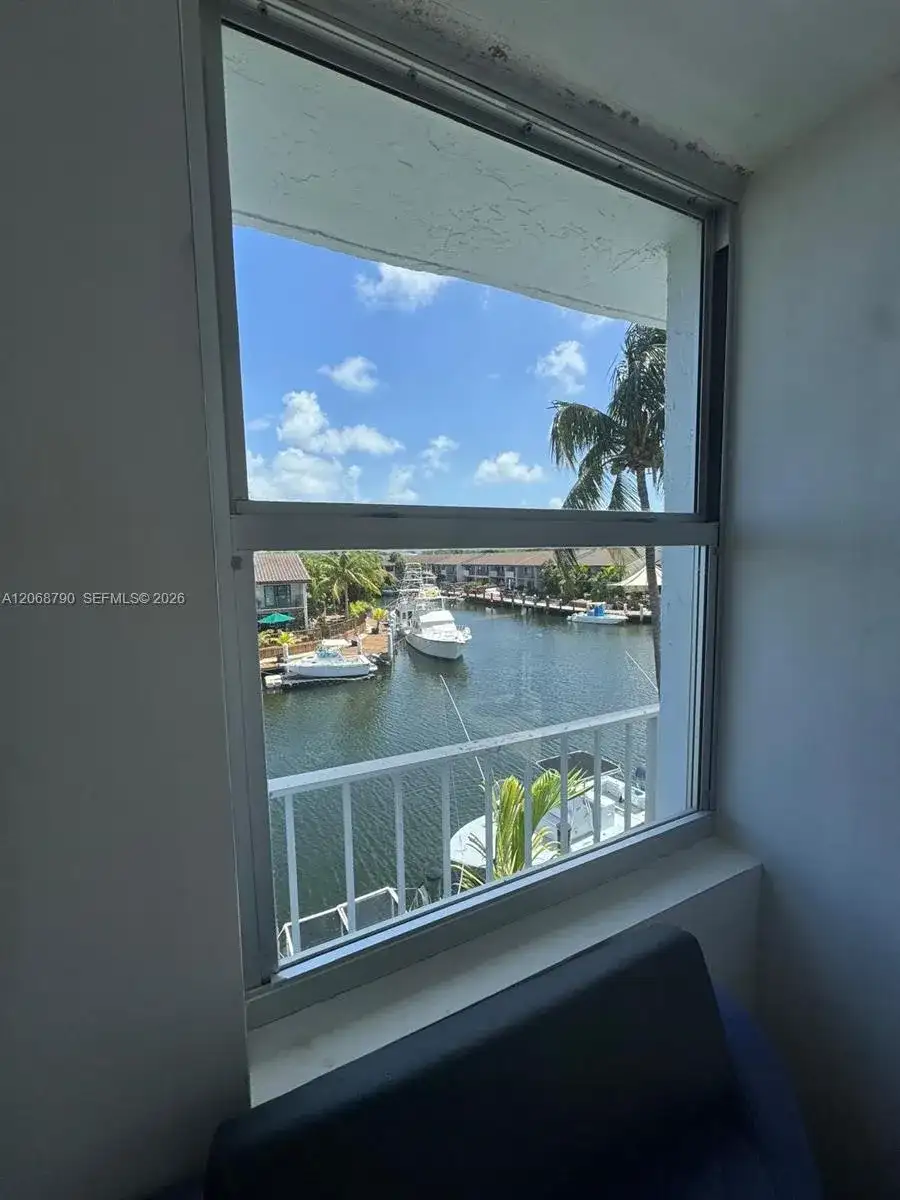 16570 NE 26th Ave # 3F, North Miami Beach FL 33160 photo 4