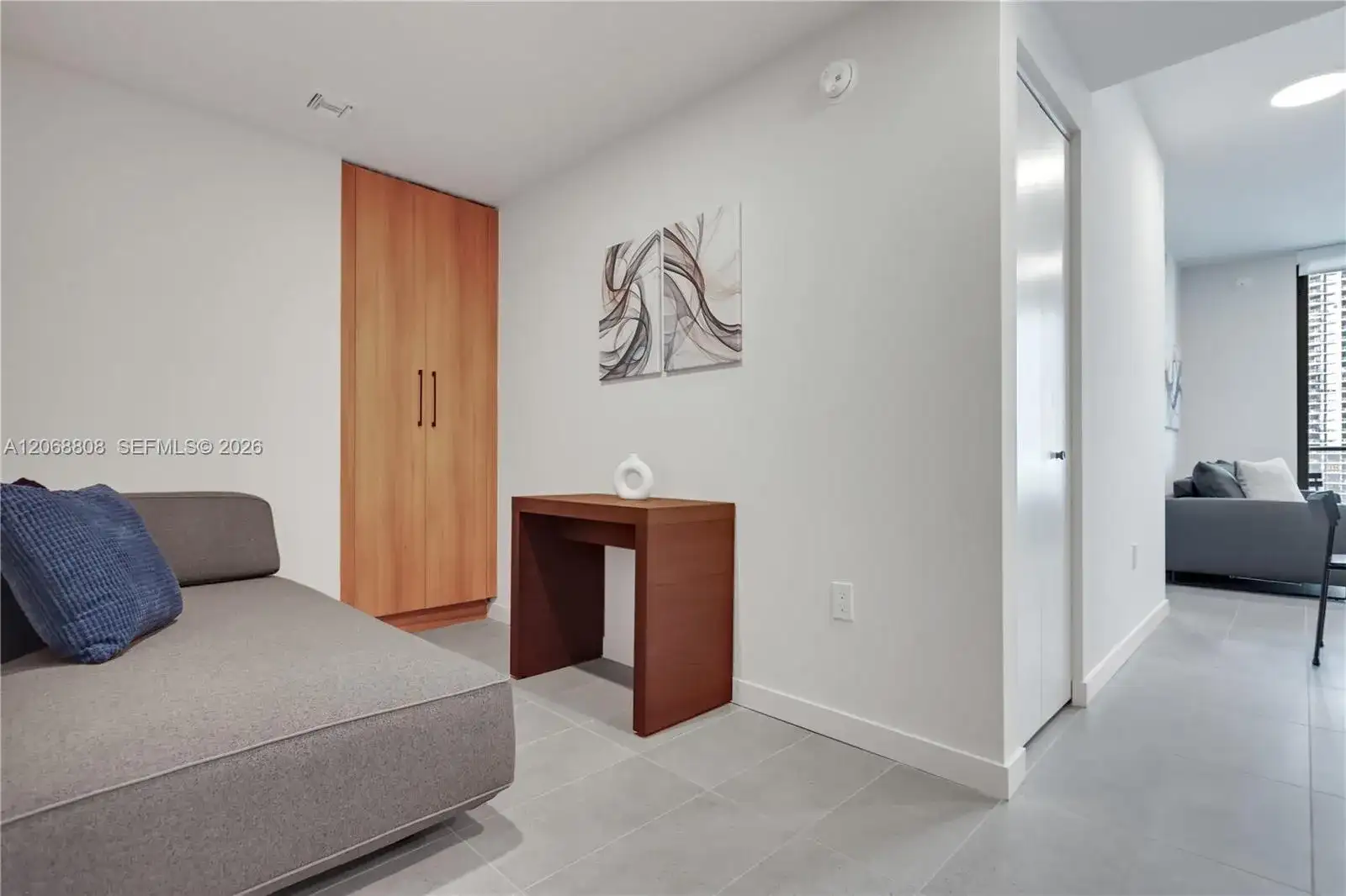 121 NE 5th St # 2110, Miami FL 33132 photo 4