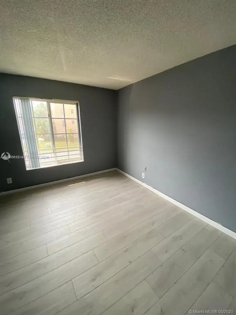 5241 Geneva Way # 203, Doral FL 33166 photo 4