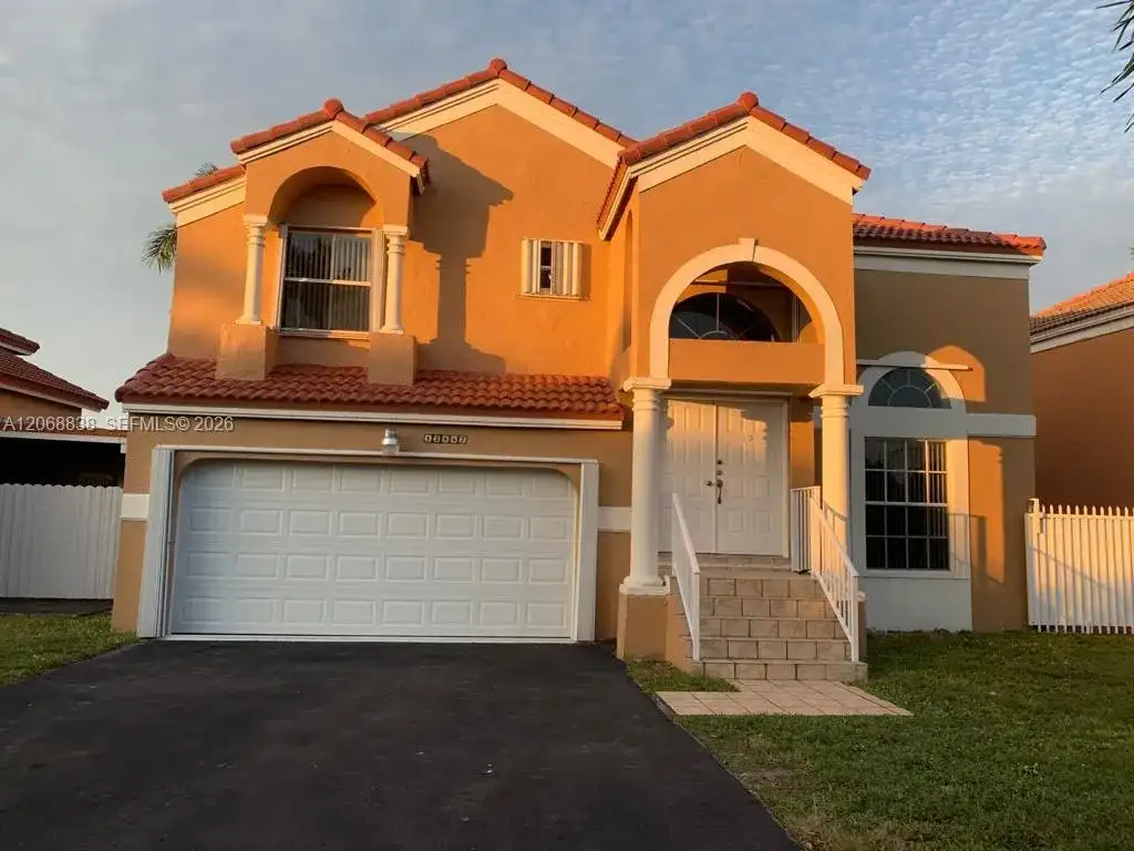 12447 NW 7th St, Miami FL 33182