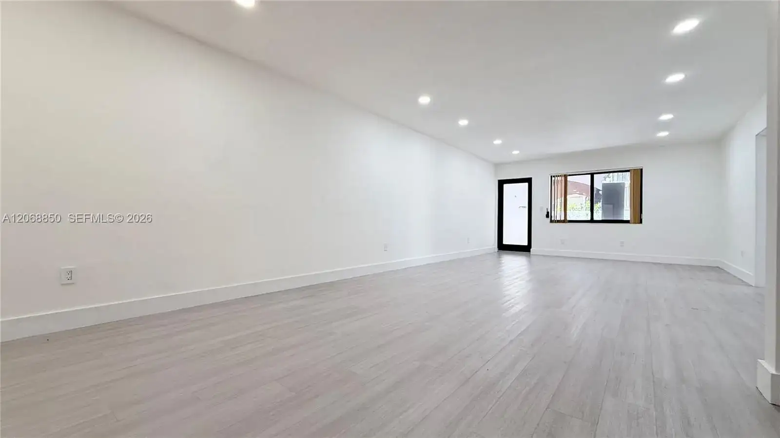 609 Lenox Ave # 2, Miami Beach FL 33139 photo 5