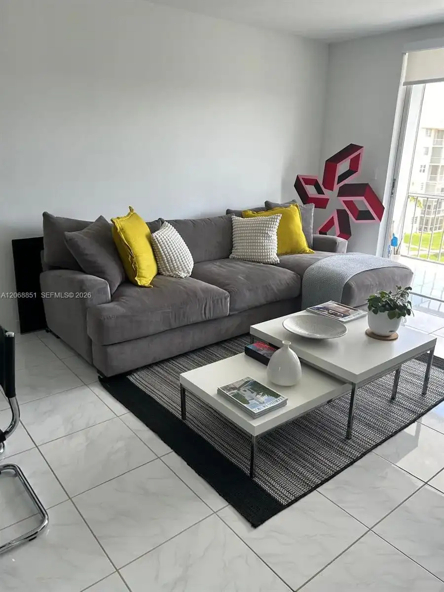 2851 Leonard Dr # J503, Aventura FL 33160 photo 4