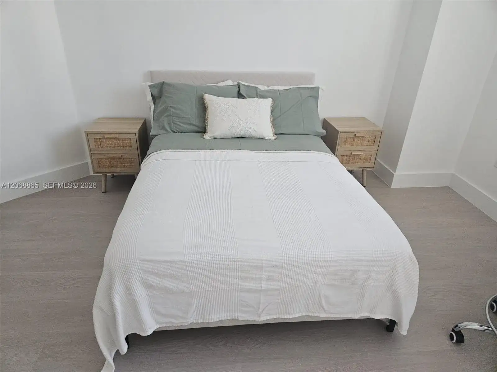 275 NE 18th St # 1510, Miami FL 33132 photo 3