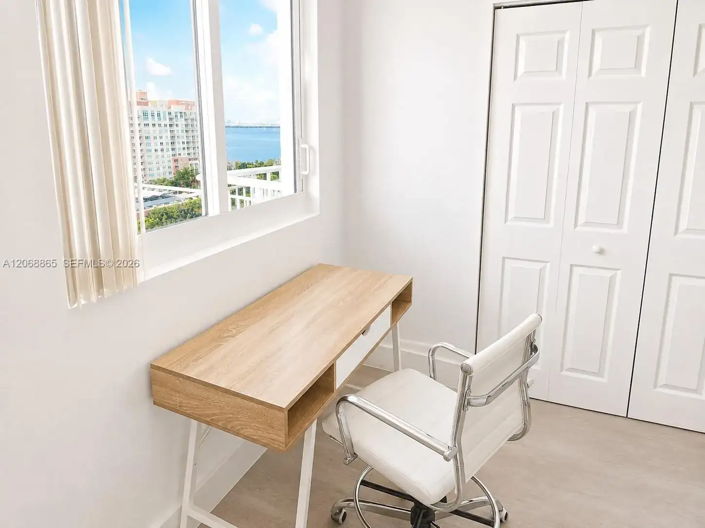 275 NE 18th St # 1510, Miami FL 33132 photo 4