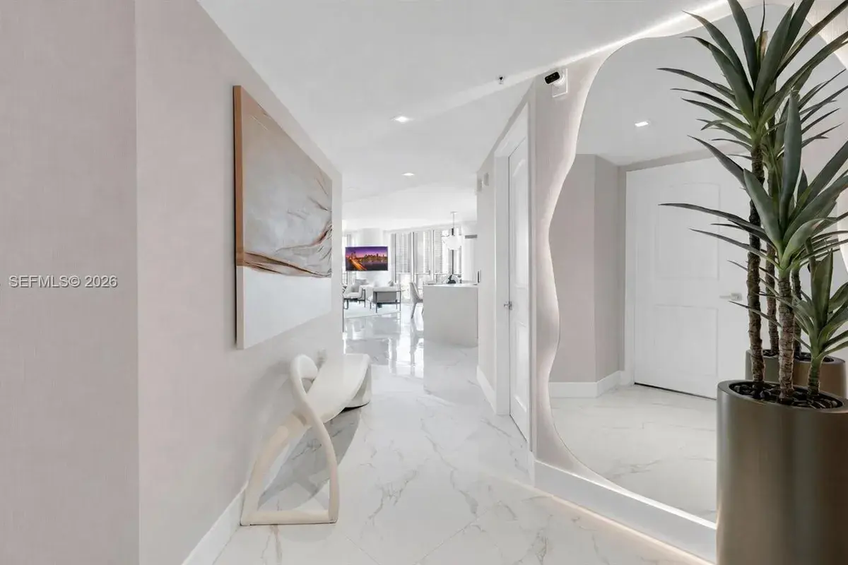330 Sunny Isles Blvd # 1107, Sunny Isles Beach FL 33160