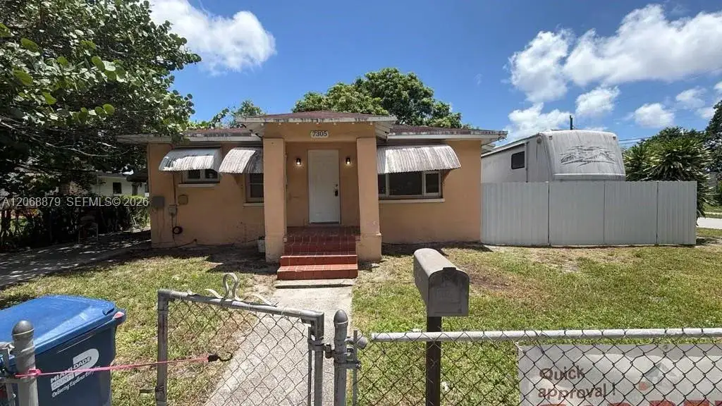 7305 NW 17th Ct, Miami FL 33147