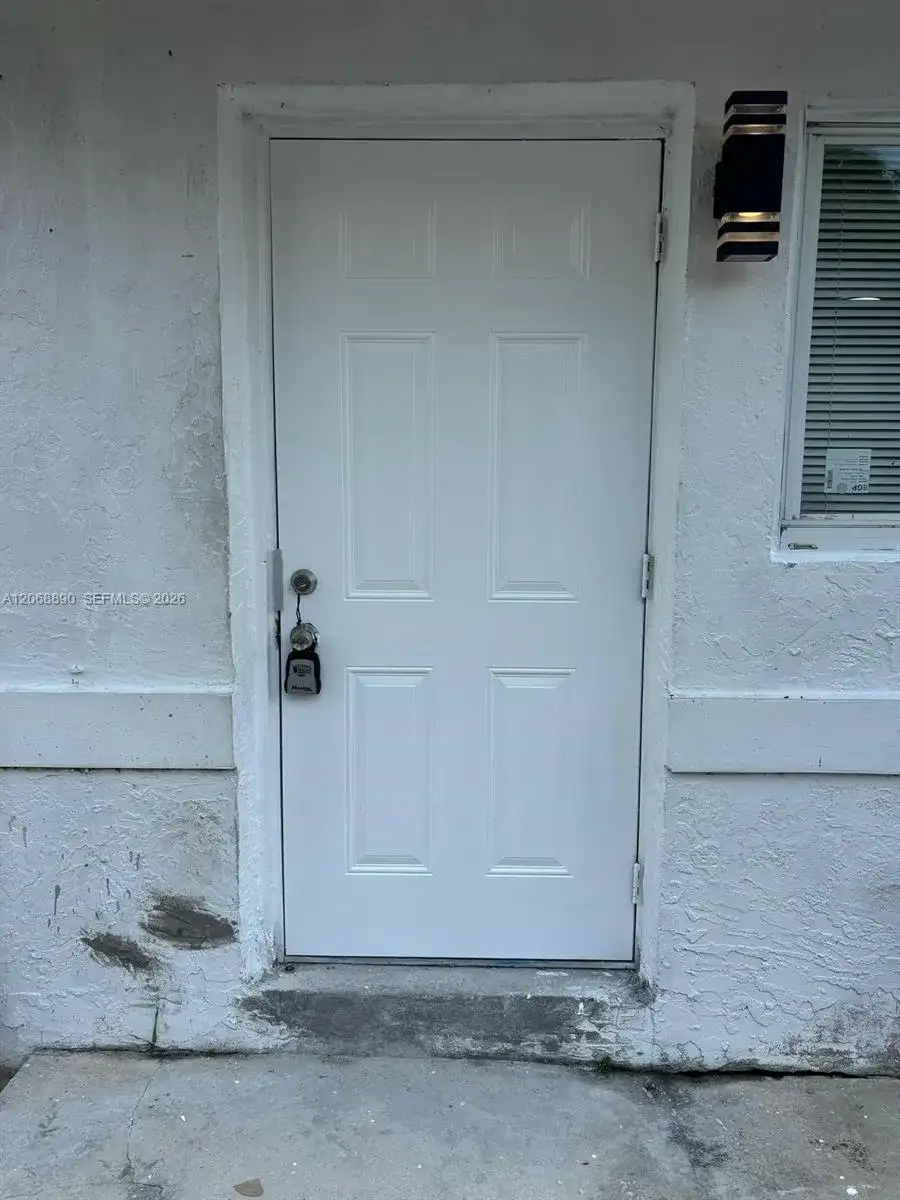 4145 SW 19th St, West Park FL 33023 photo 3