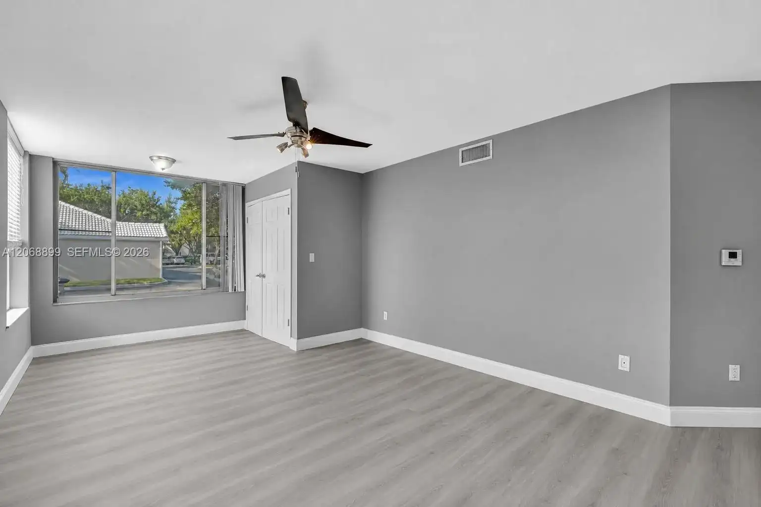 2881 N Oakland Forest Dr # 112, Oakland Park FL 33309 photo 2