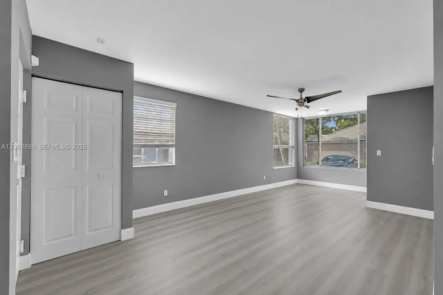 2881 N Oakland Forest Dr # 112, Oakland Park FL 33309 photo 3