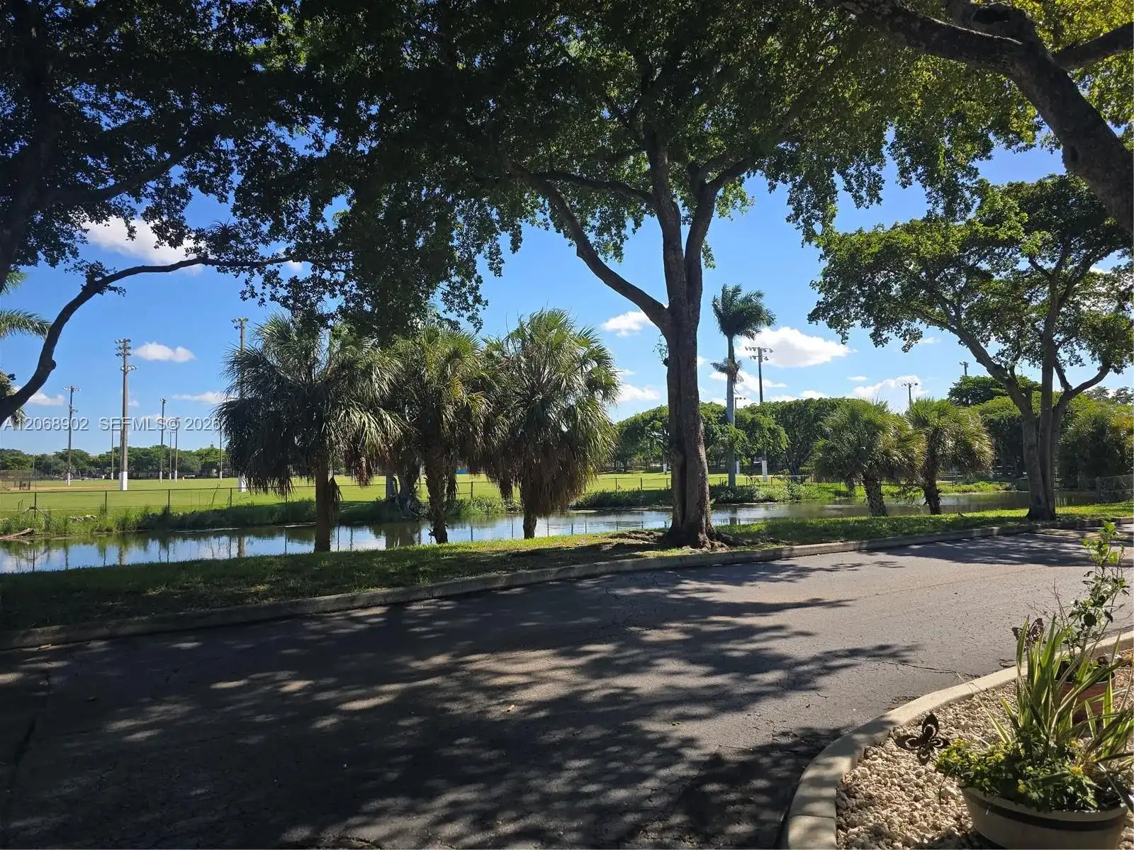 16330 Oak Walk, Miami Lakes FL 33014