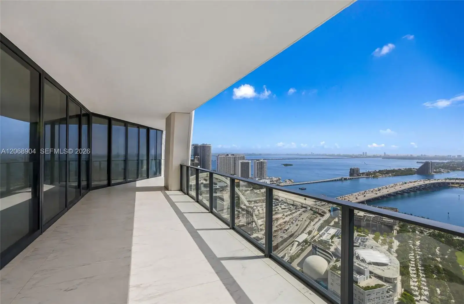 1000 Biscayne Blvd # 3901, Miami FL 33132 photo 5