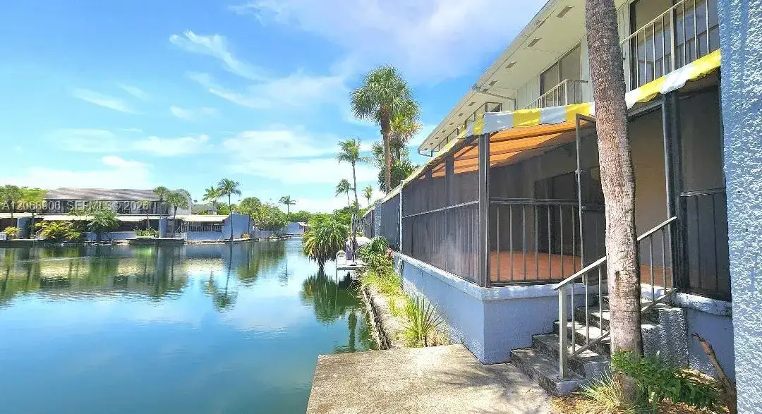 16504 Bridge End Rd # 16504, Miami Lakes FL 33014 photo 3