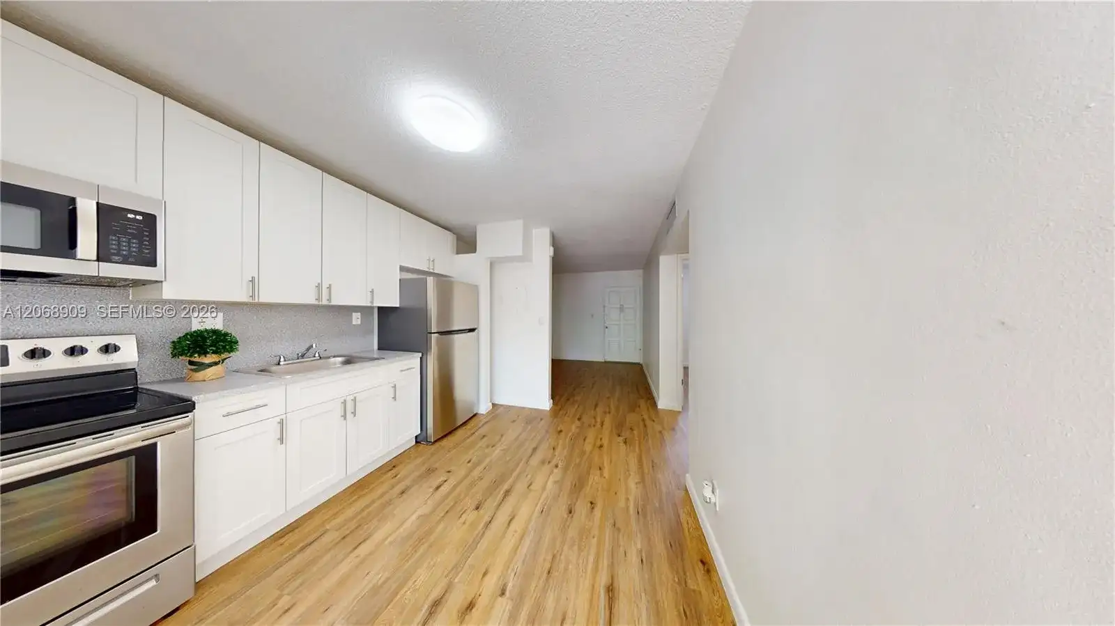 2463 Coral Way # 27, Miami FL 33145 photo 3