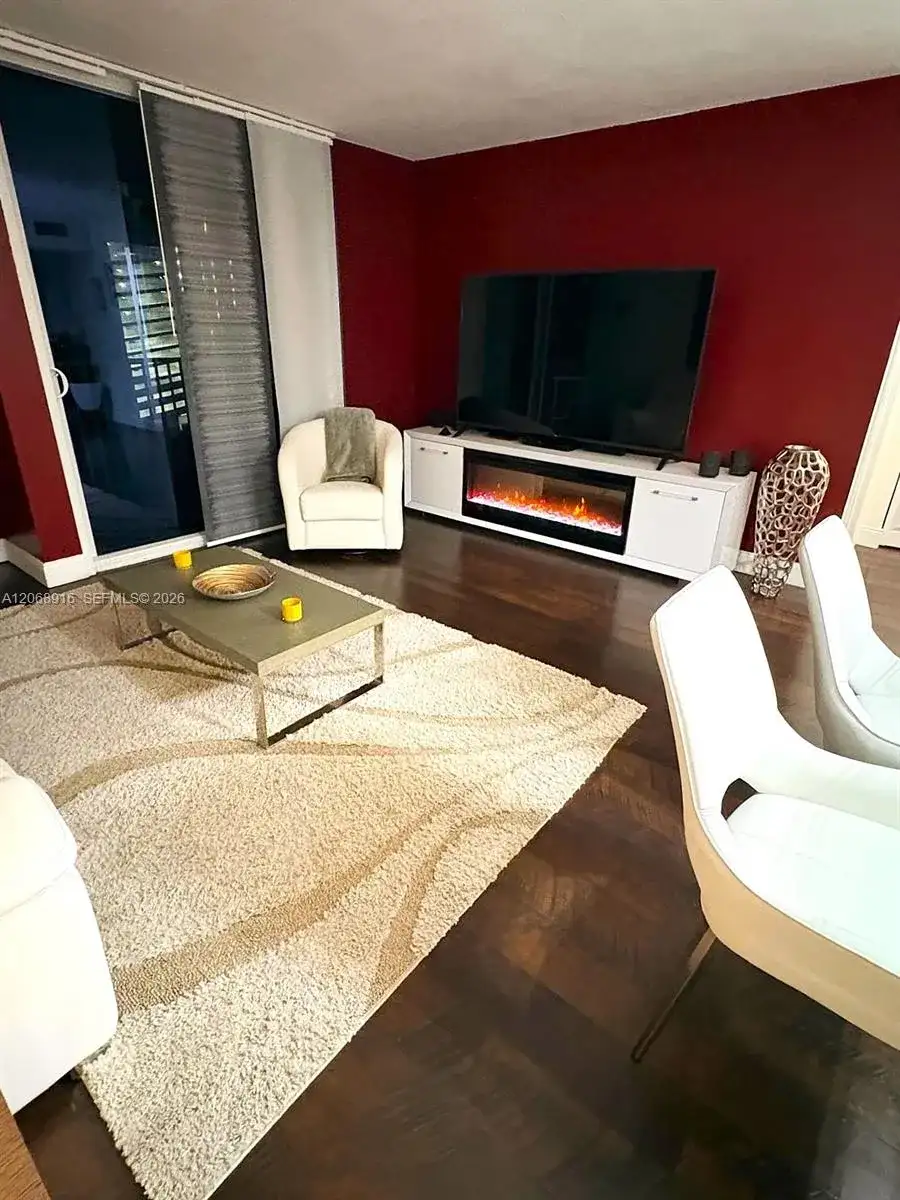 800 N Miami Ave # 905, Miami FL 33136 photo 2
