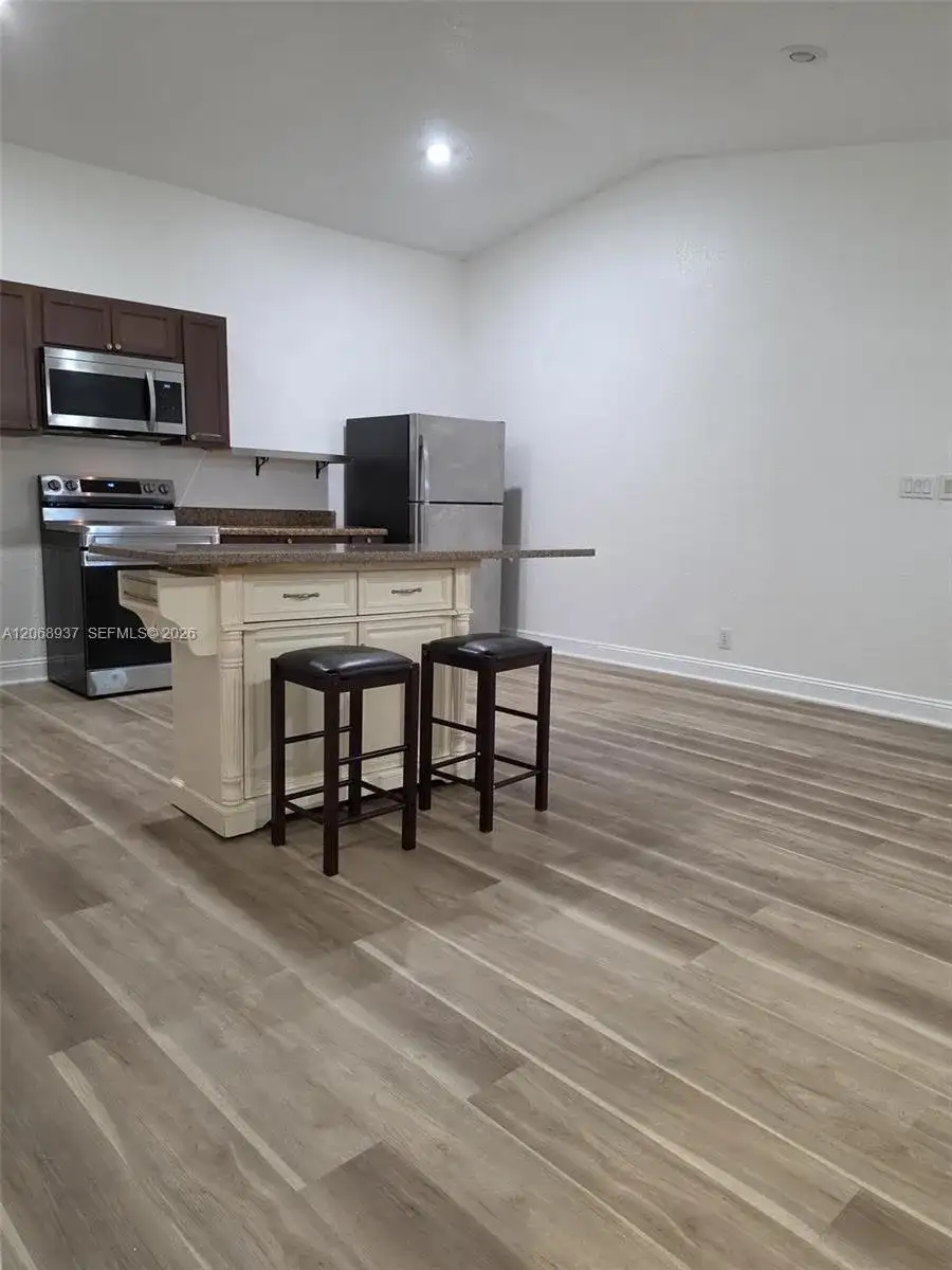 9165 SW 18th St # 1, Boca Raton FL 33428 photo 3