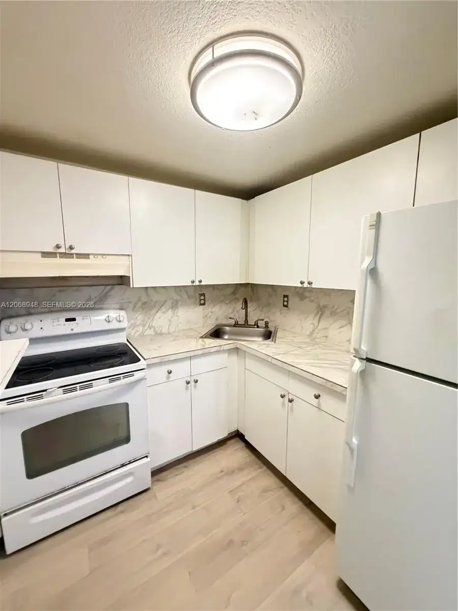 606 W 81st St # 209, Hialeah FL 33014 photo 4