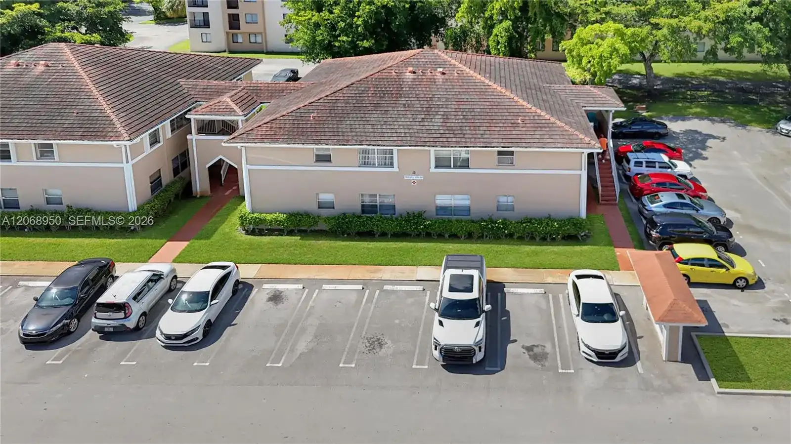 10168 Twin Lakes Dr # A, Coral Springs FL 33071