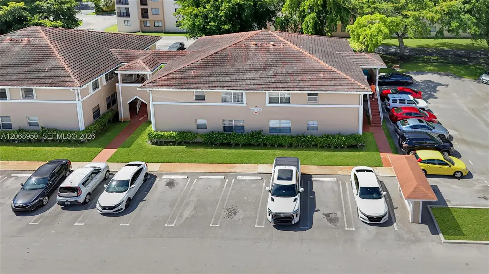 10168 Twin Lakes Dr # A, Coral Springs FL 33071