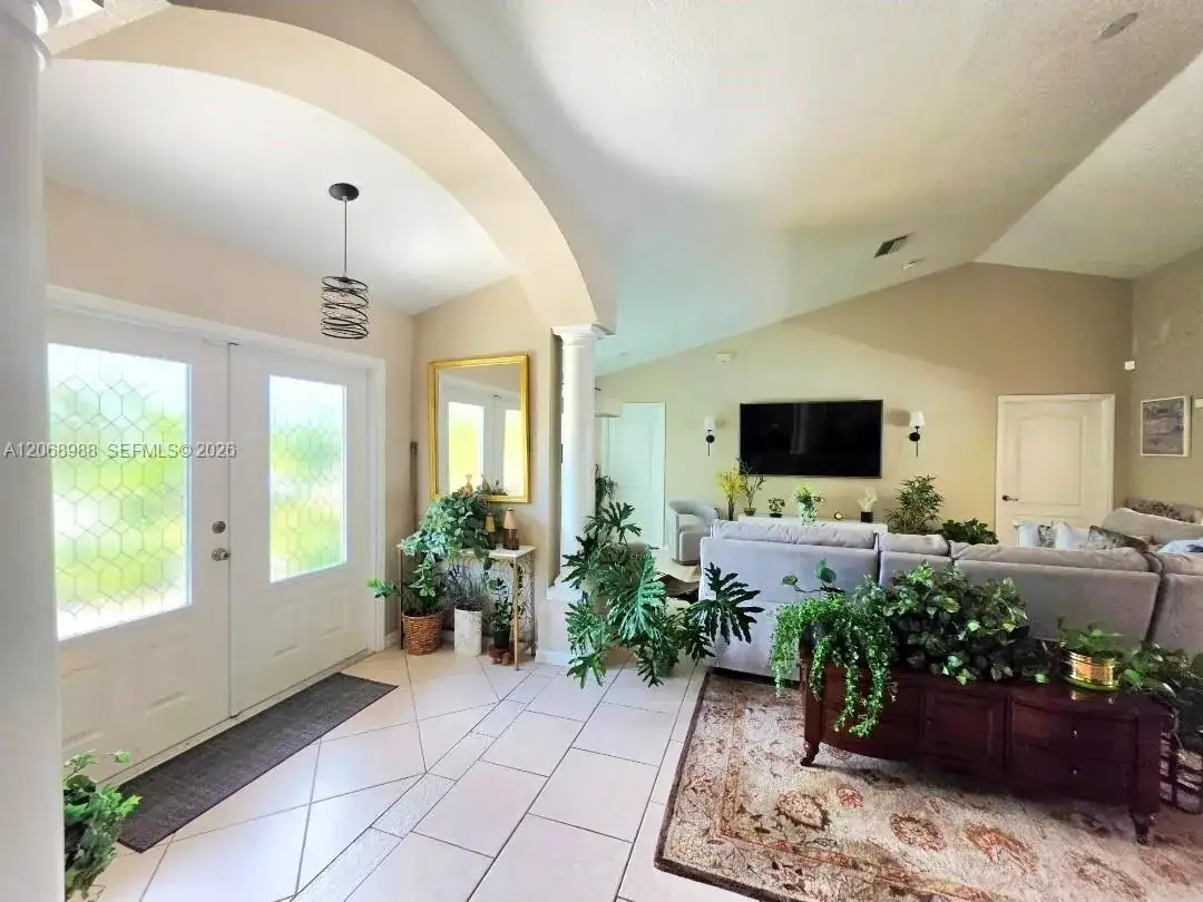278 White Marsh Ln, Other City - In The State Of Florida FL 33947 photo 5