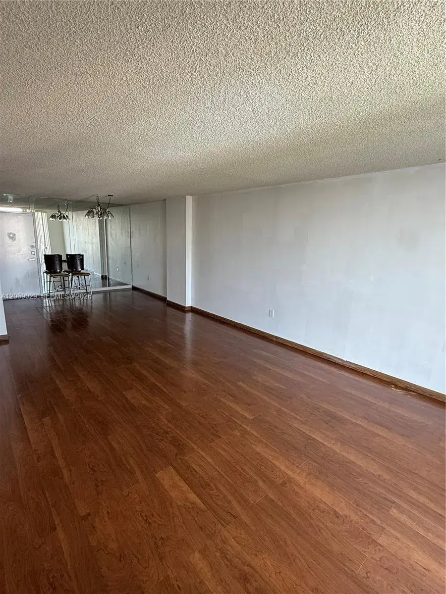 2801 NE 183rd St # 1914W, Aventura FL 33160