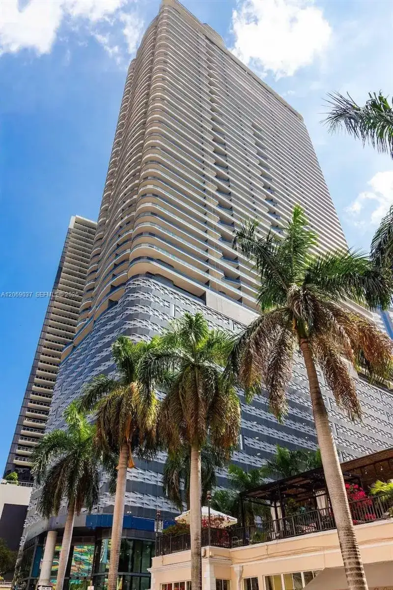 1000 Brickell Plz # 4502, Miami FL 33131