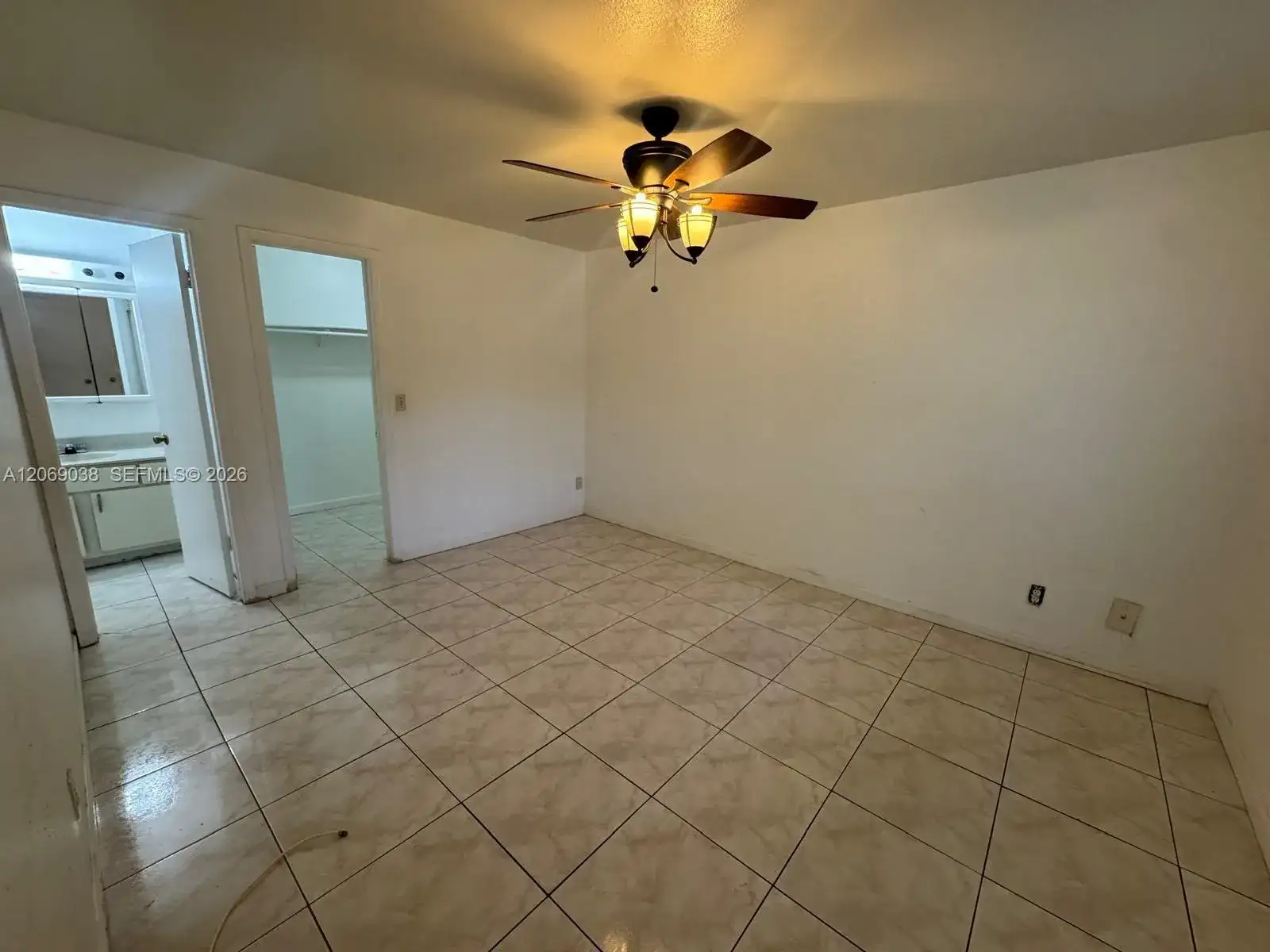 8793 NW 39th St, Sunrise FL 33351 photo 4