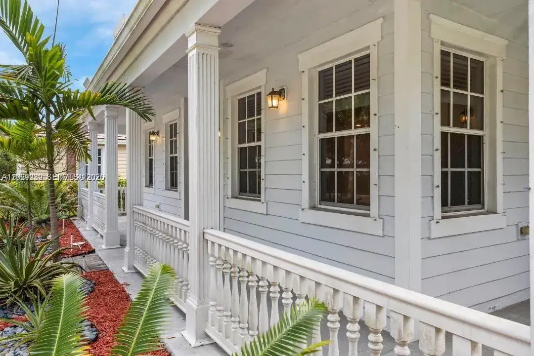 4762 Lakeside Ter, Davie FL 33314 photo 4