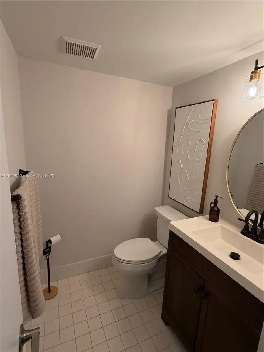 750 SW 133rd Ter # 403C, Pembroke Pines FL 33027 photo 5