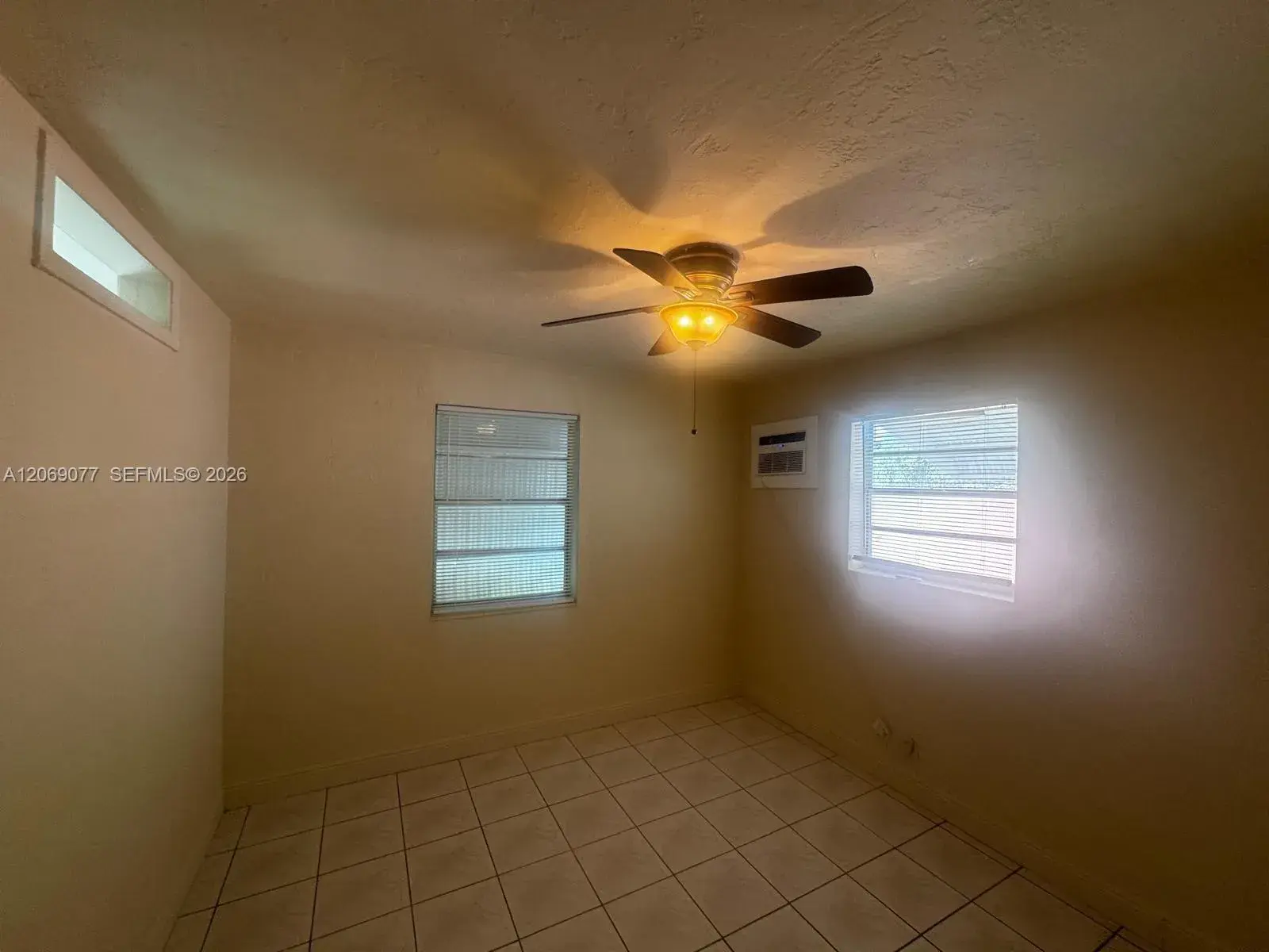 2228 Grant St # 4, Hollywood FL 33020