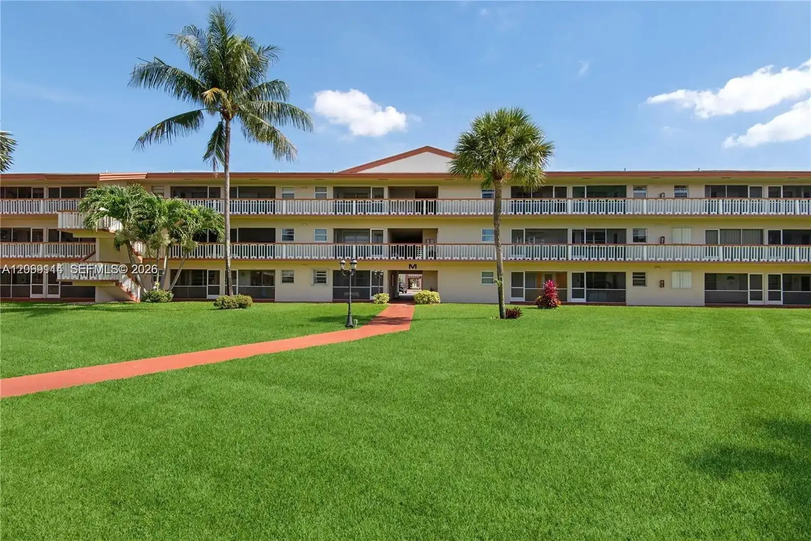 5300 Washington St # C220, Hollywood FL 33021