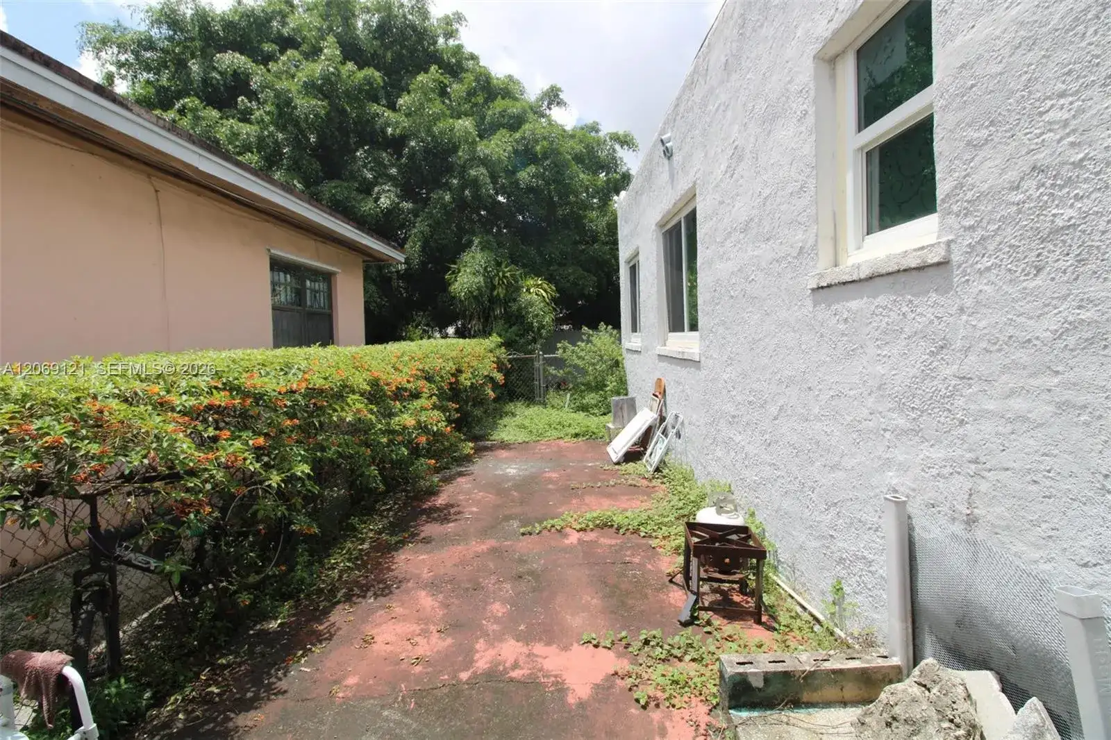 7010 NW 6th Ave, Miami FL 33150 photo 4