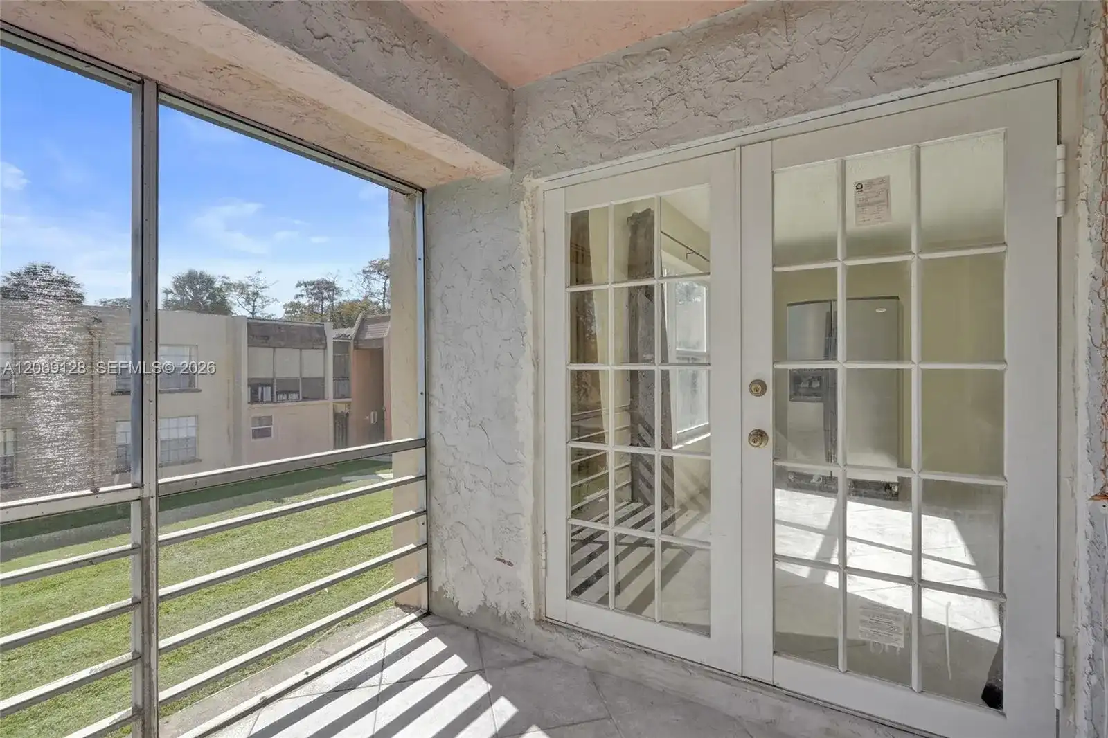 4220 NW 21st St # 206, Lauderhill FL 33313
