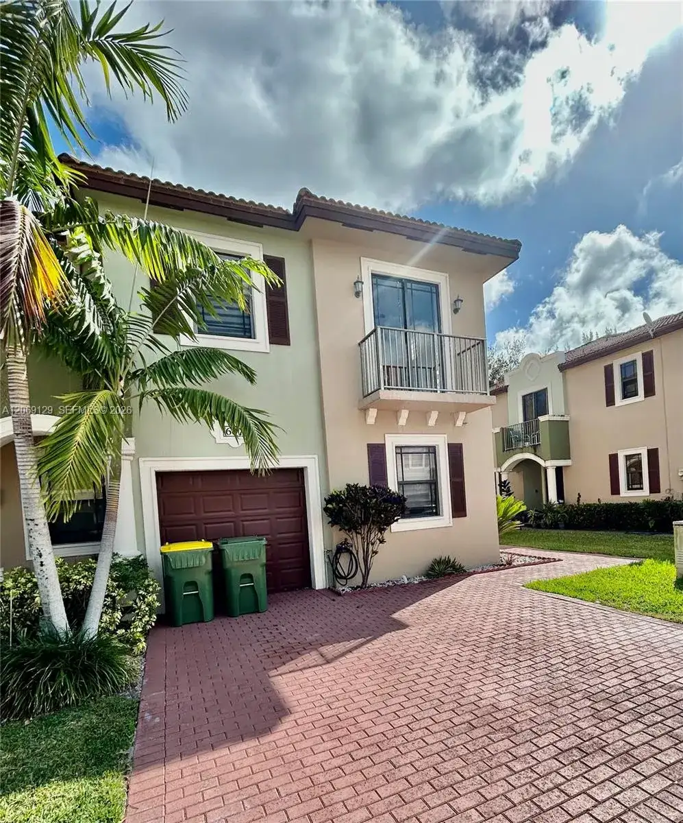 607 NE 35th Ave # 607, Homestead FL 33033 photo 3
