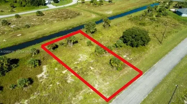 0 Saturn Loop, Other City - In The State Of Florida FL 33935 photo 3